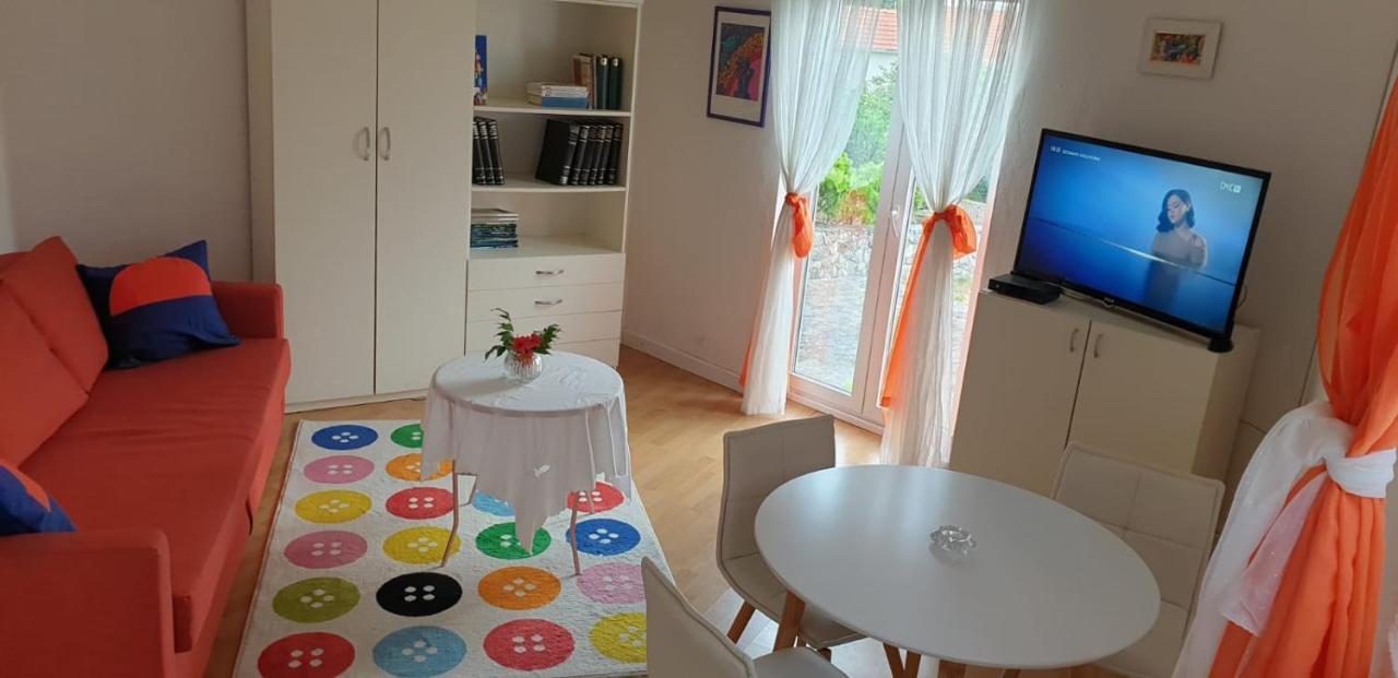 Roses Apartment Brac Sutivan Exteriör bild