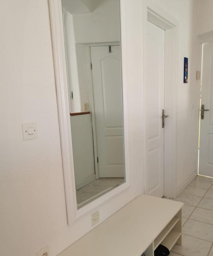 Roses Apartment Brac Sutivan Exteriör bild